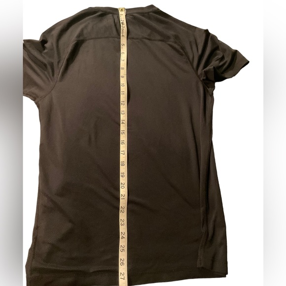 ** Rhône Reign Charcoal Color Top - Picture 5 of 6